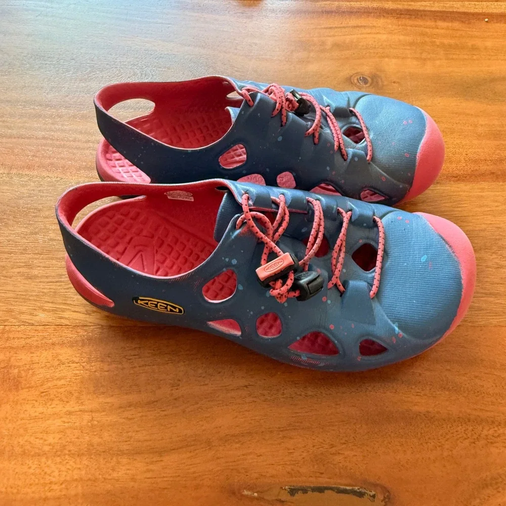 Keen Girls Purple/Pink Rio Water Sandals Size 1